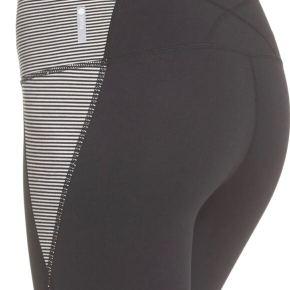 Zella High Waist Crop Leggings Stripe in Black and White Size Large - Picture 3 of 10